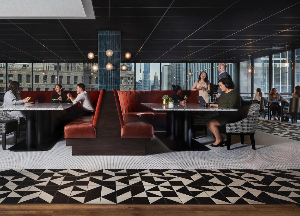 Voco Chicago Downtown - Riverwalk By Ihg Exterior photo